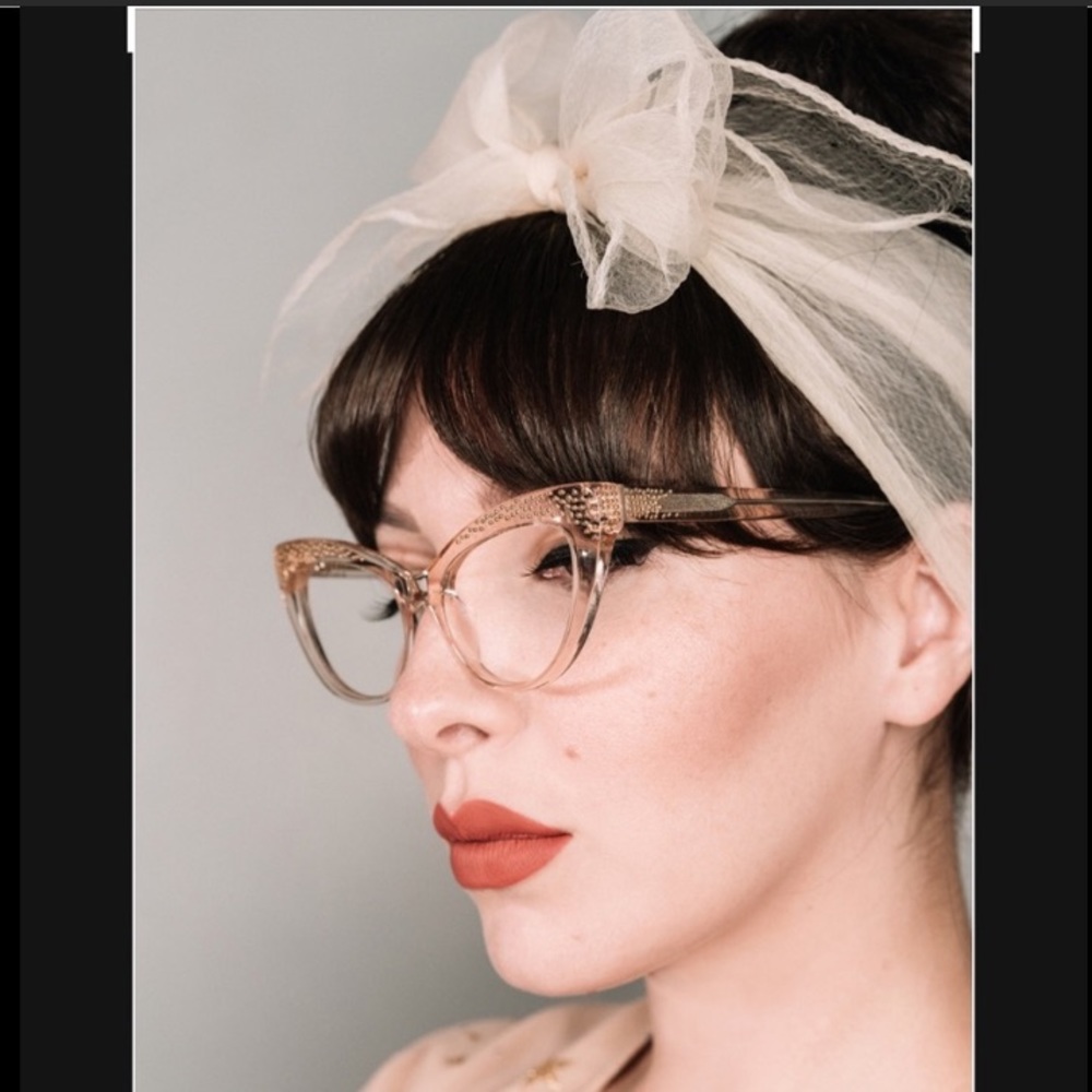 ISO Bonlook keiko Lynn CHAMPAGNE OR RED FRAMES
